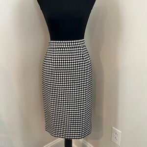 Mr. Jax Vintage 100% Wool Houndstooth Skirt with Polyester Lining